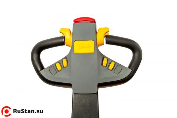 Штабелер электрический самоходный с платформой TOR 2,0т 3,0м ES20D4 фото №3 Штабелер электрический самоходный с платформой TOR 2,0т 3,0м ES20D4 фото №3