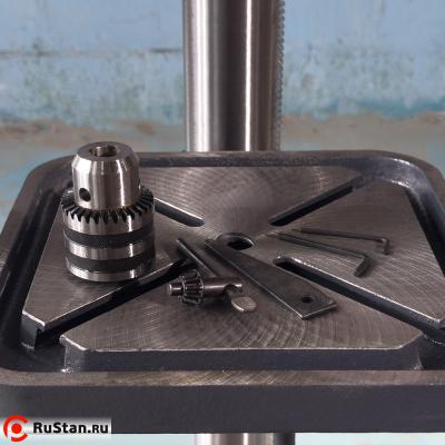 E-1720FVL/400 сверлильный станок на стойке фото №11 E-1720FVL/400 сверлильный станок на стойке фото №11