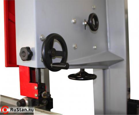 HBS500 регулировка направляющих с помощью маховика фото №2 HBS500 регулировка направляющих с помощью маховика фото №2