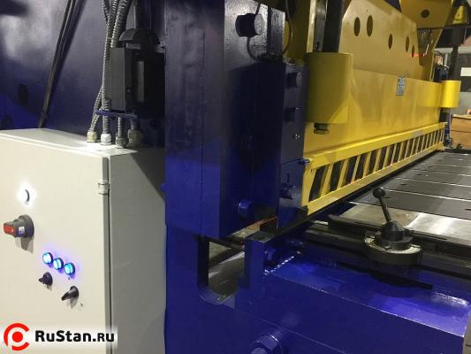 Механические гильотинные ножницы НЛ3427Б (20х2000 мм) фото №7 Механические гильотинные ножницы НЛ3427Б (20х2000 мм) фото №7