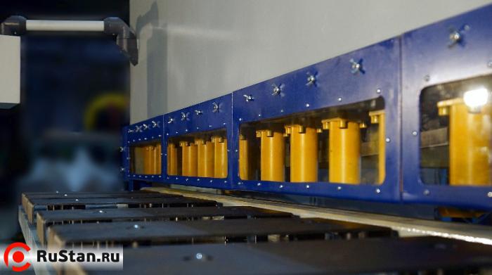 Гидравлические гильотинные ножницы НГ3429 фото №10 Гидравлические гильотинные ножницы НГ3429 фото №10