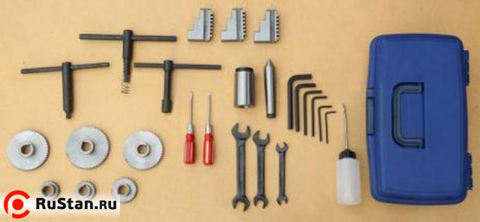 В ЗИП входят ключи, масленка, обратные каленые кулачки, неподвижный центр МТ №3, конус-переходник с МТ-5 на МТ-3 и сменные шестерни для гитары. фото №12 METAL MASTER X32100M фото №12