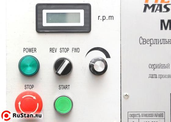 Плавная регулировка скорость вращения шпинделя в 2 диапазонах скоростей 100 до 530 об/мин и 530 до 2800 об/мин, направление вращения шпинделя, устанавливается с панели управления. фото №7 Плавная регулировка скорость вращения шпинделя в 2 диапазонах скоростей 100 до 530 об/мин и 530 до 2800 об/мин, направление вращения шпинделя, устанавливается с панели управления. фото №7