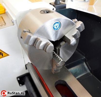 Модель оснащена трехкулачковым патроном диаметром 100 мм, и эргономичной защитой патрона. фото №3 RED S712 фото №3