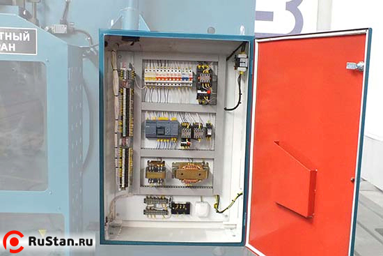 Электрошкаф управления листогиба ИА1431 фото №5 Электрошкаф управления листогиба ИА1431 фото №5