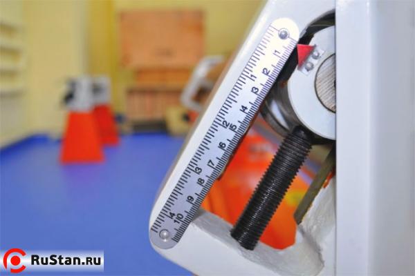 Станок вальцовочный электромеханический Stalex ESR-1300х2.5 - фото 4 фото №6 ESR-1300х2.5 фото №6