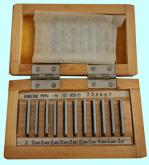 Наборы концевых мер длины № 4, кл.точн.1 (11мер от 2 до 2,01мм) градация 0,001 мм(КРИН)